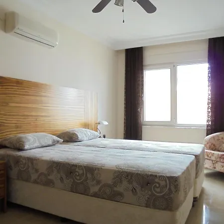 Xperia Park With Large Balcony And Seaview & Free Airport Shuttle Service Apartment *