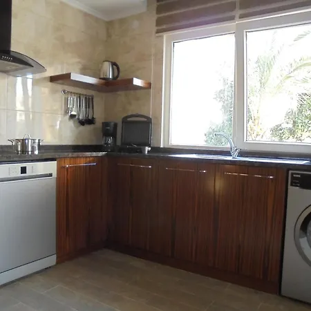 Apartment Xperia Park With Large Balcony And Seaview & Free Airport Shuttle Service
